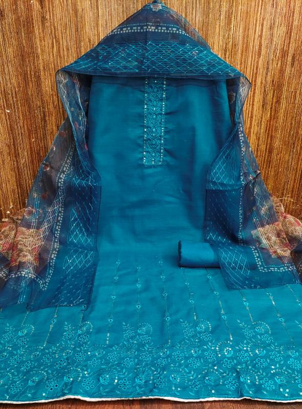 Wholesale Non-Catalogue Suits - Premium Quality Dress Materials in Bulk 