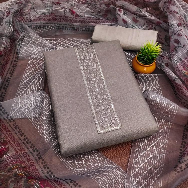 Wholesale Non-Catalogue Suits - Premium Quality Dress Materials in Bulk 