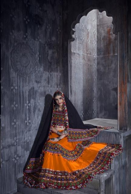 aawiya rajwadi vol 1 7004 C color box 2025 ART SILK wholesale lehenga