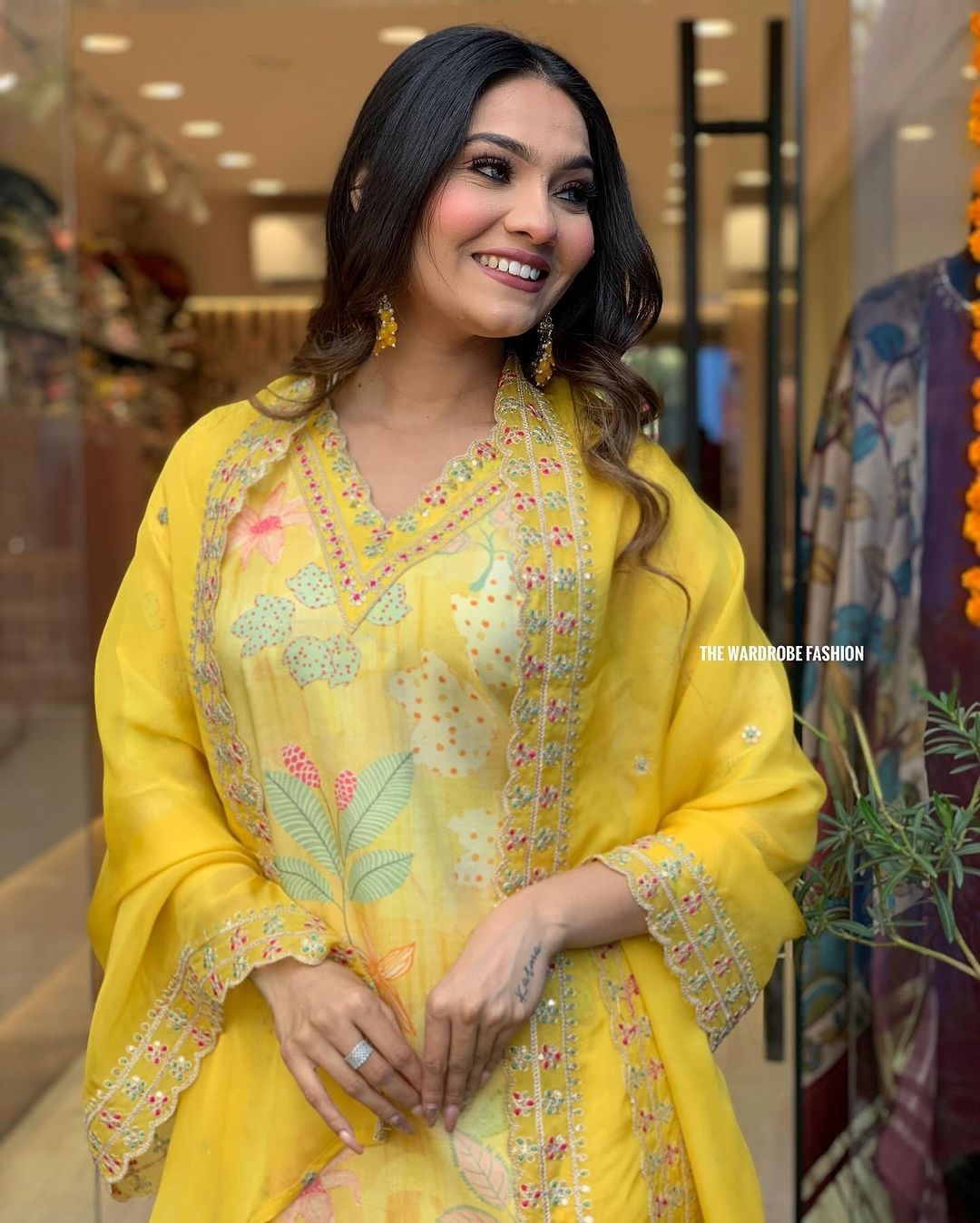 Flaunt the amazing YELLOW color of this suit in your upcoming festivities