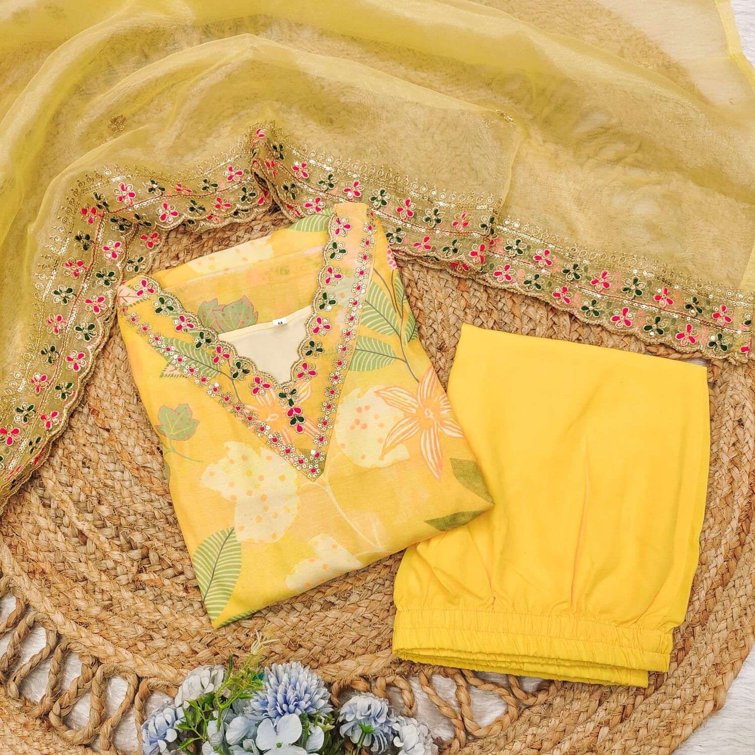 Flaunt the amazing YELLOW color of this suit in your upcoming festivities