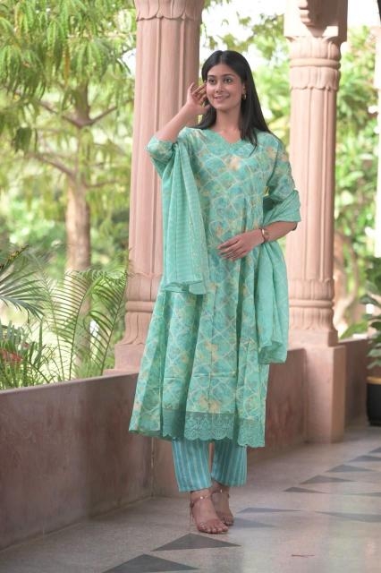 heritage anarkali Cotton Print wholesale suit